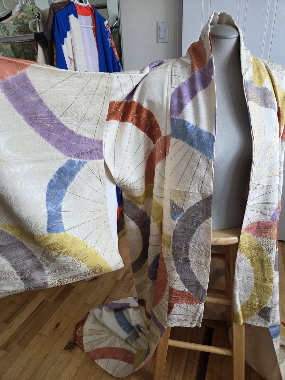 Vintage Japanese Silk Kimono | Hand-Painted Fan Motif | Pastel & Gold | One Size - Picture 3 of 7